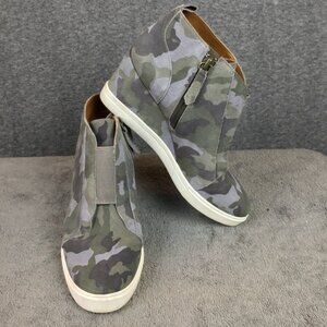 Linea Paolo Suede Camouflage Platform Wedge Sneaker Bootie Size 7M